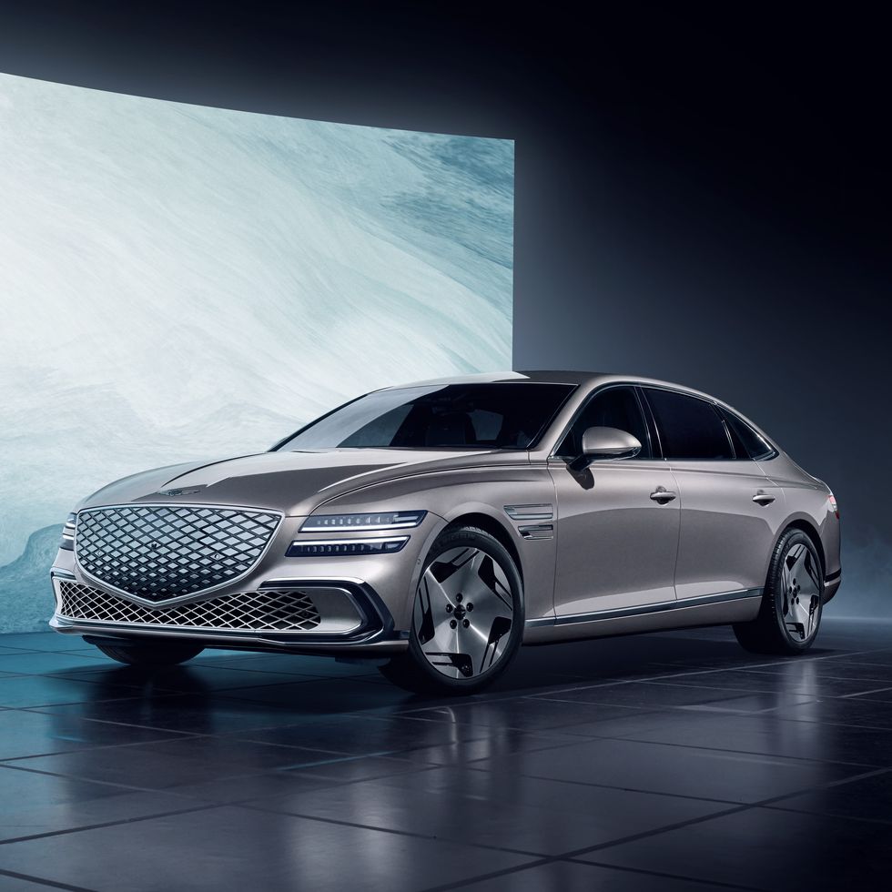 2025 Genesis Electrified G80 gets a refresh with extra range, size and