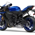 Yamaha R15 1000cc